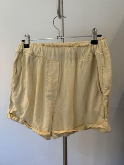 Women's Yellow Linen Paperbag Shorts Size S for rent on The Volte - image 2