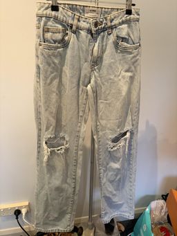 Cotton On Women's Straight Leg Ripped Jeans Size 6 Light Blue for rent on The Volte - image 1