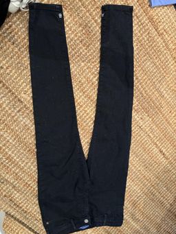 Scotch & Soda La Milou Skinny Jeans Black Size 12-13 for rent on The Volte - image 4