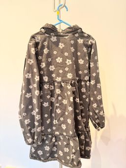 Cotton On Kids Girls Denim Mini Dress Grey Floral 9-10Y for rent on The Volte - image 3