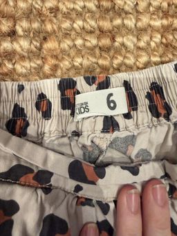 Cotton On Girls Leopard Print Shorts Size 6 for rent on The Volte - image 1