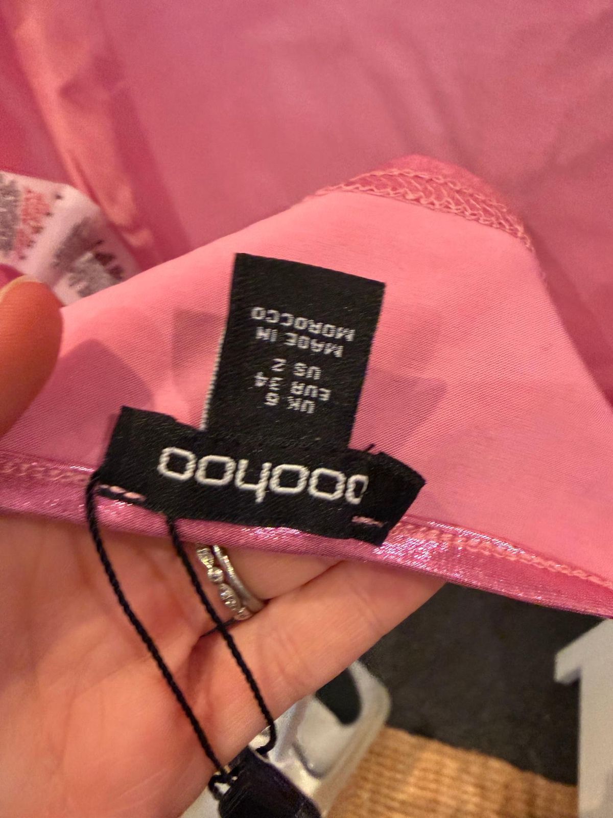 Boohoo Metallic Racer Crop Top Hot Pink Size 6 - Image 3