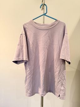 Uniqlo Girls' Oversized T-Shirt Size 15 Mauve for rent on The Volte - image 1