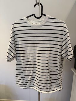 Cotton On Women's Boxy Oversized Striped T-Shirt XS White for rent on The Volte - image 2