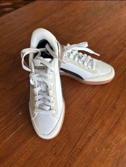 PUMA Women's White Athletic Sneakers Size 4 for rent on The Volte - image 3