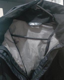 The North Face Antora Waterproof Rain Jacket Black for rent on The Volte - image 5