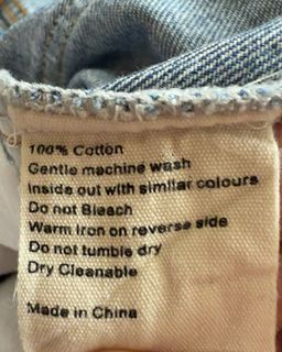 Organic soft Cotton Straight Jeans Blue M for rent on The Volte - image 4