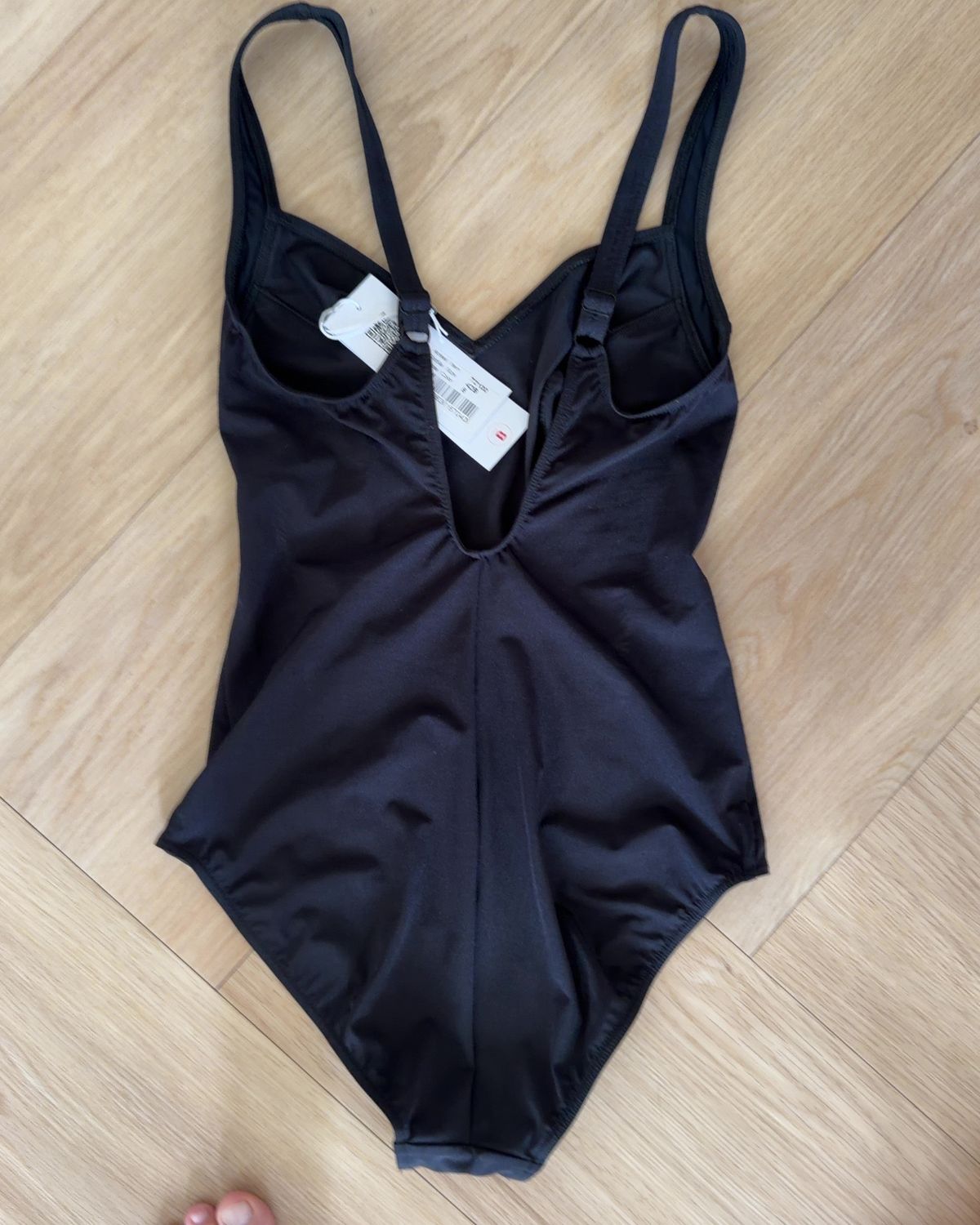 Sunflair Women's Black Athletic One-Piece Swimsuit Size 14 - Image 2
