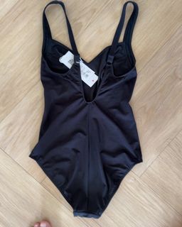 Sunflair Women's Black Athletic One-Piece Swimsuit Size 14 for rent on The Volte - image 2