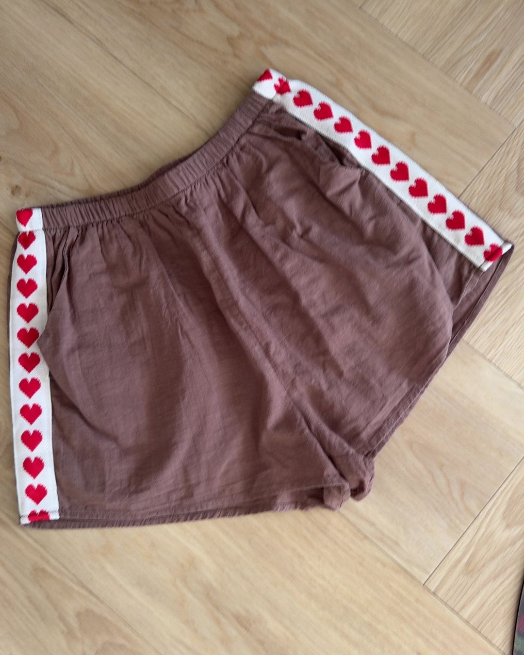 By Frankie Women's Sweat Shorts Size L Brown for rent on The Volte - main image