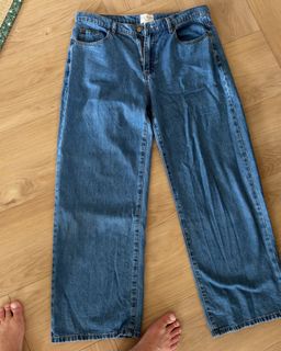 Organic soft Cotton Straight Jeans Blue M for rent on The Volte - image 1