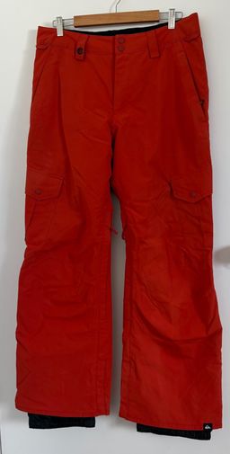Quiksilver Men’s ski/snowboard pants. Size Medium./34 adjustable to smaller. Used lightly for rent on The Volte - image 1