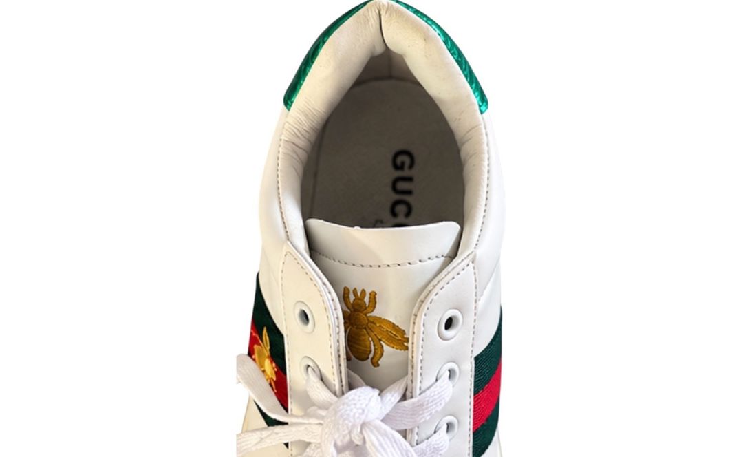 White Bee Embroidered Low Top Sneakers – Red & Green Classic white low top trainers for rent on The Volte - main image