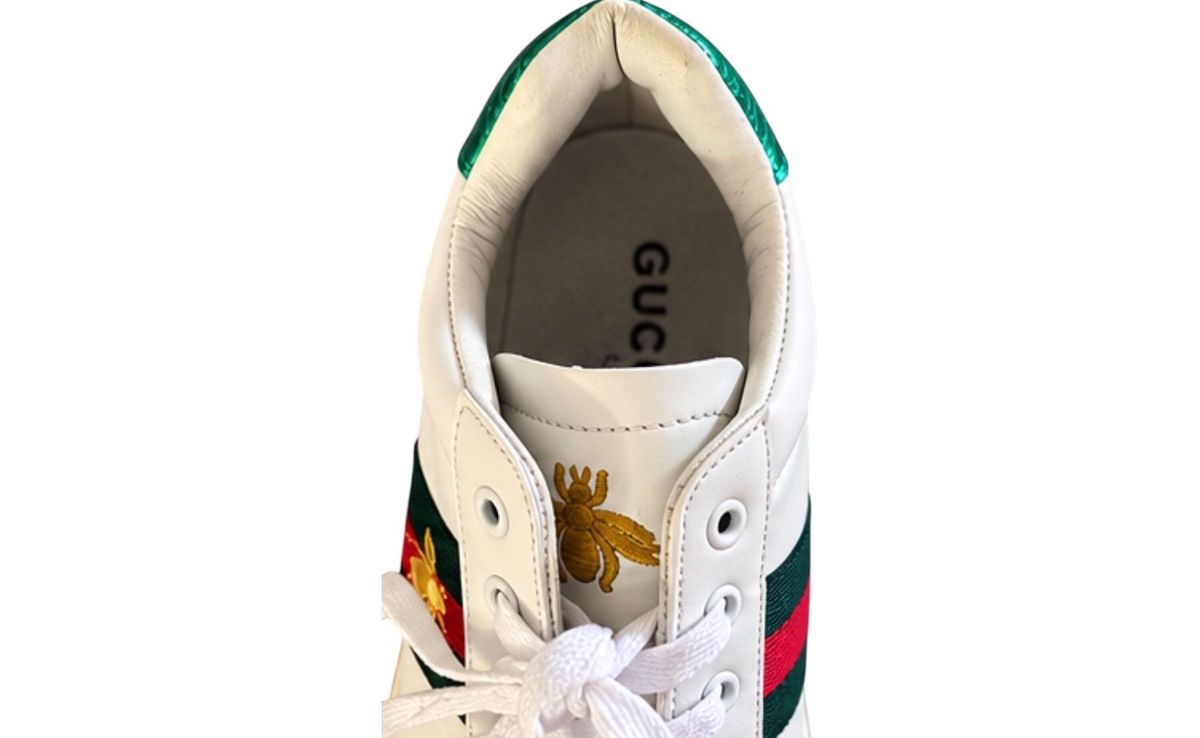 White Bee Embroidered Low Top Sneakers – Red & Green Classic white low top trainers - Image 4