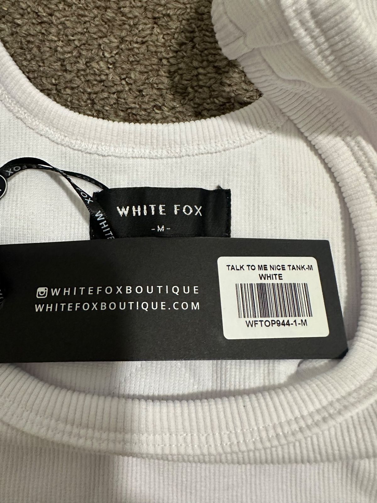 White Fox Tank Top - Size M - Image 3