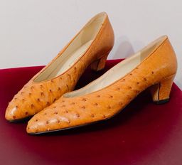 Bally Brown Ostrich Leather Kitten Heels UK 6.5 for rent on The Volte - image 3