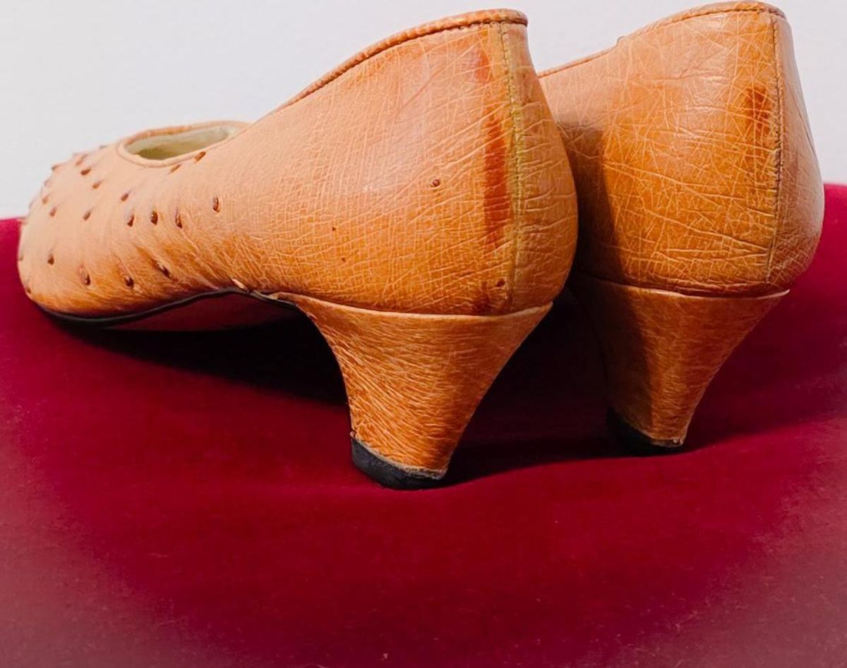 Bally Brown Ostrich Leather Kitten Heels UK 6.5 - Image 5