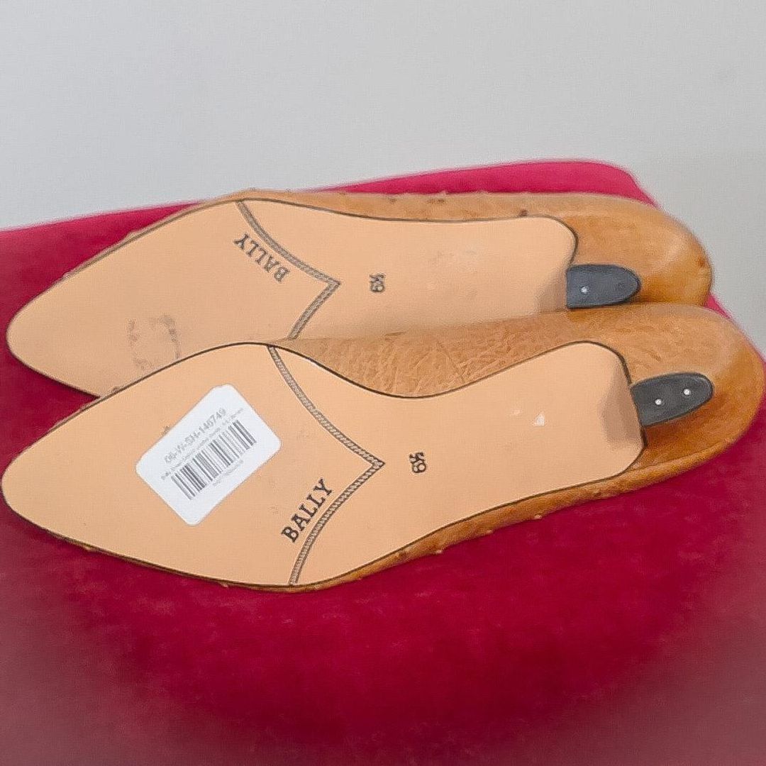 Bally Brown Ostrich Leather Kitten Heels UK 6.5 for rent on The Volte - main image