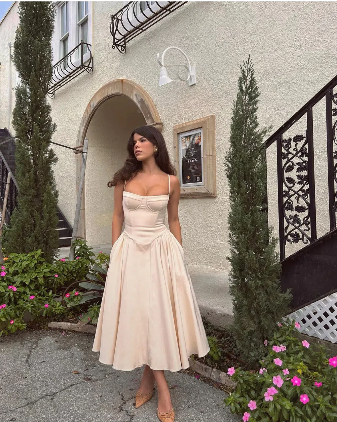 House Of CB Samaria Corset Sundress Vintage Cream Size AU 8 | The Volte