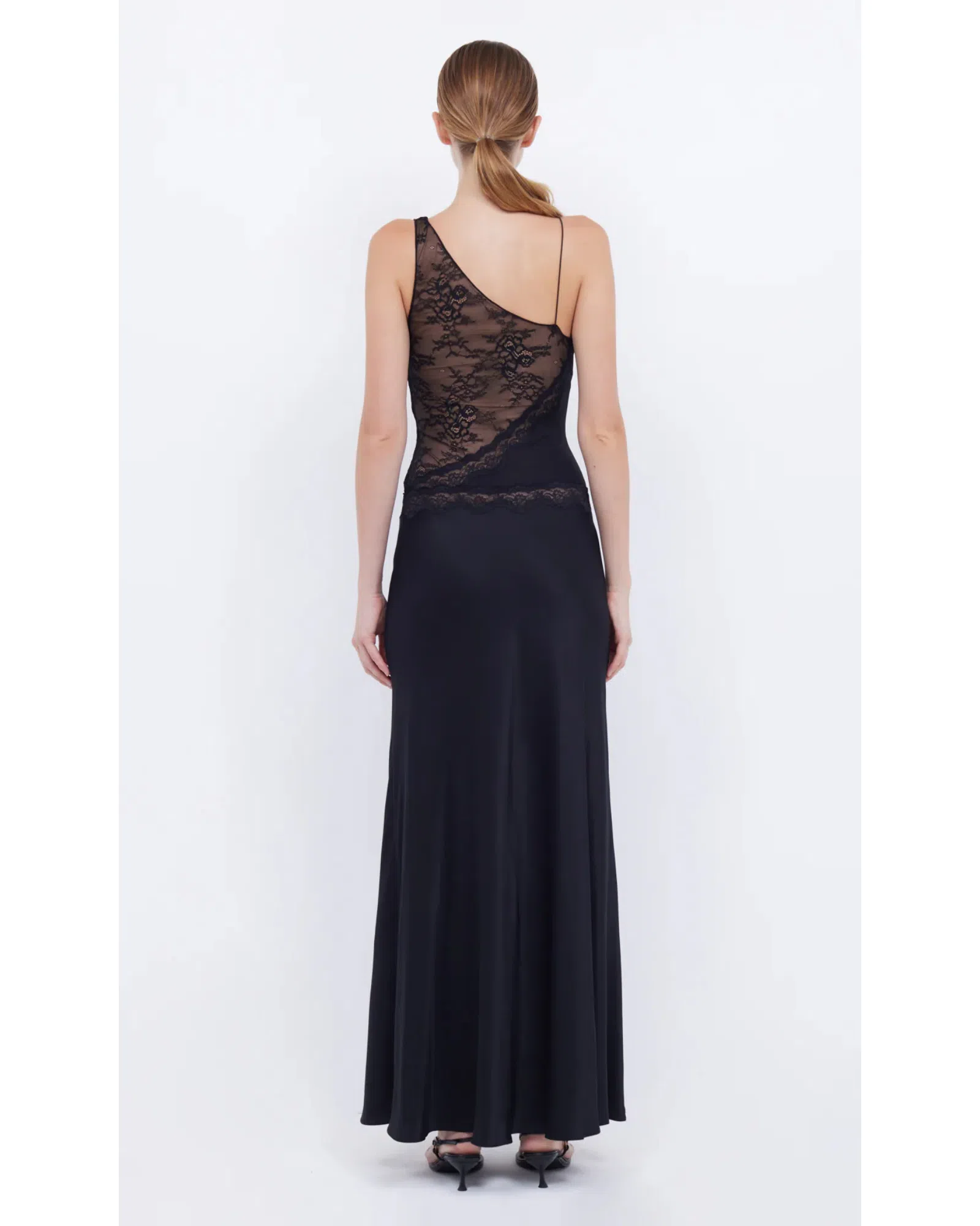 Bec & Bridge Abrielle Lace Maxi Dress in Black Size AU 6 | The Volte Bec & Bridge Abrielle Lace Maxi Dress in Black Size AU 6 | The Volte