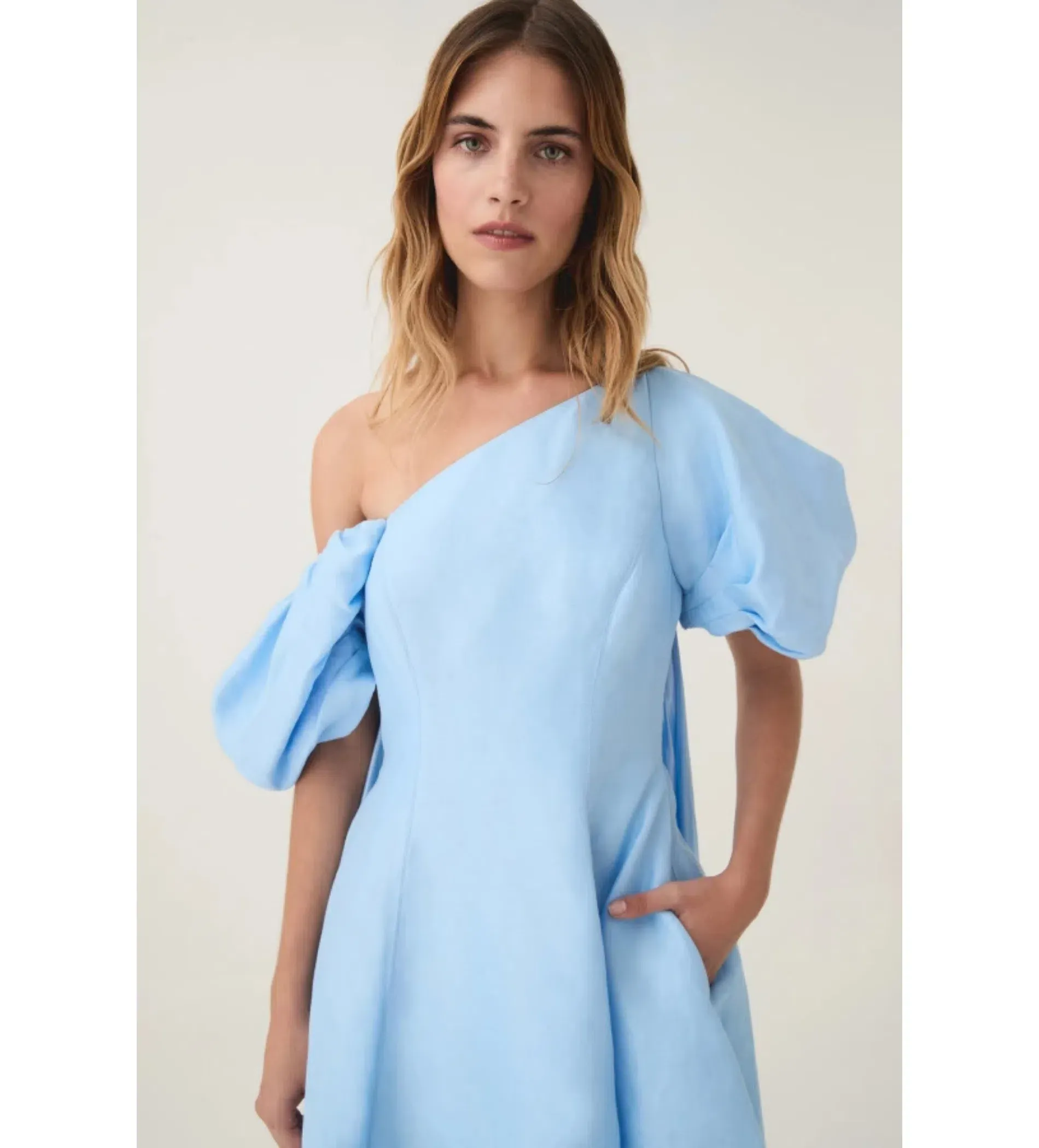 evening dress hire bristol Dress Hire Bristol: Hire Trendy Designer Dresses