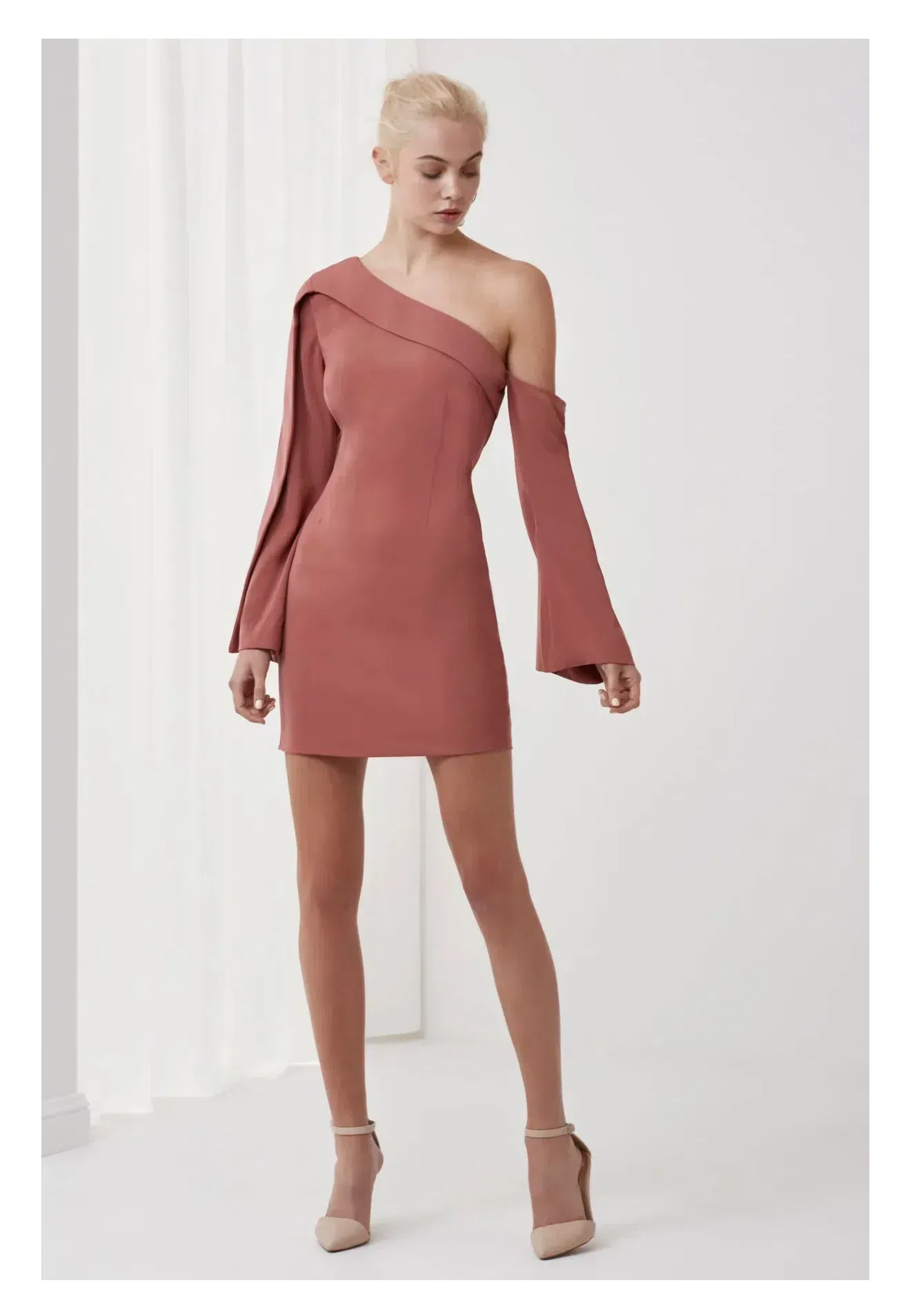 aje admiration asymmetric mini dress Fuchsia Pink Size 6 Q4b Hailey Bieber shows off size:48