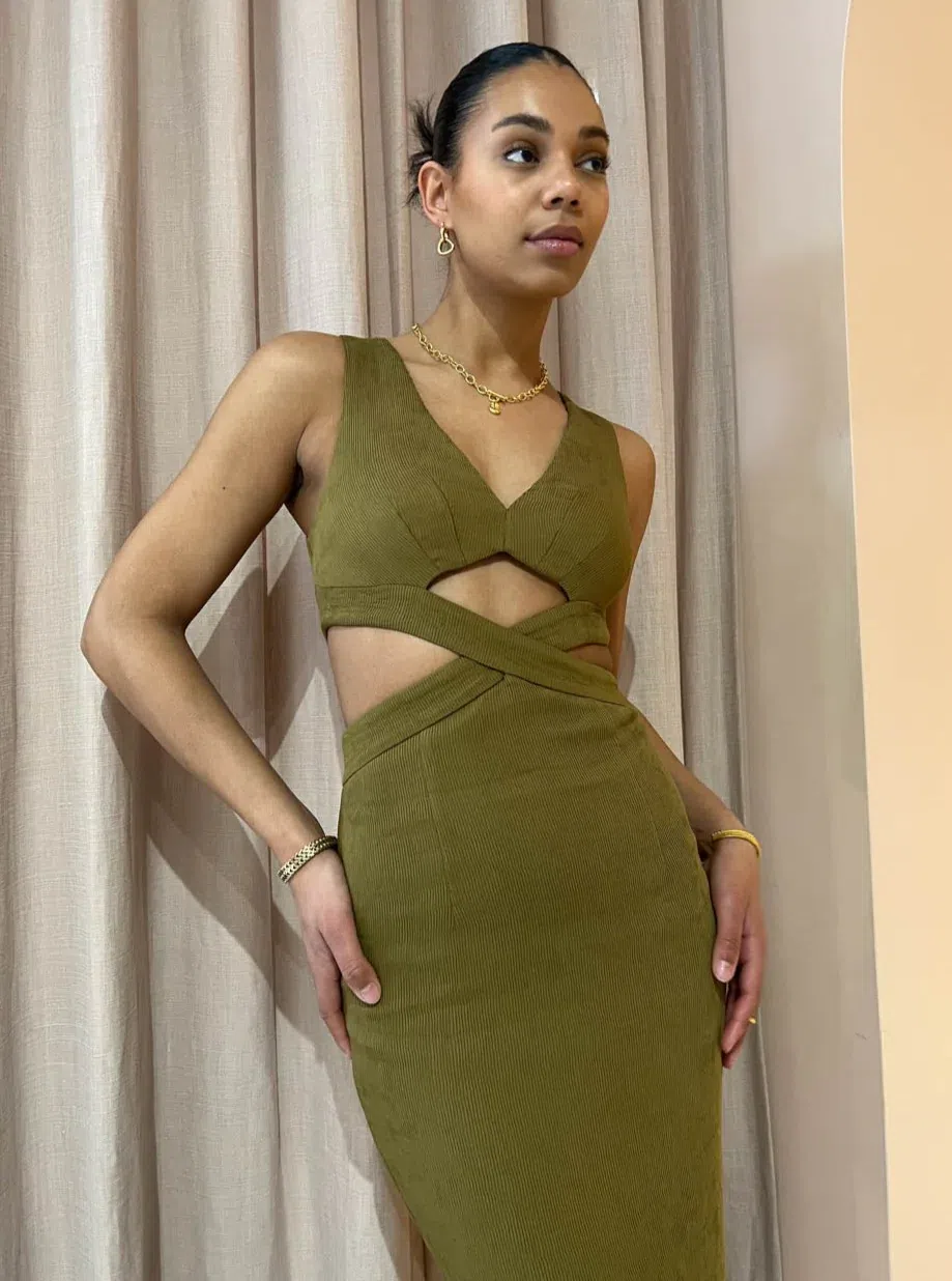 shona joy simone fitted cut out midi dress Cut Out Midi Dress I The Hire Collective I Dress Hire Hunter Valley I Dress  Hire Newcastle I Cocktail Dress main image 0
