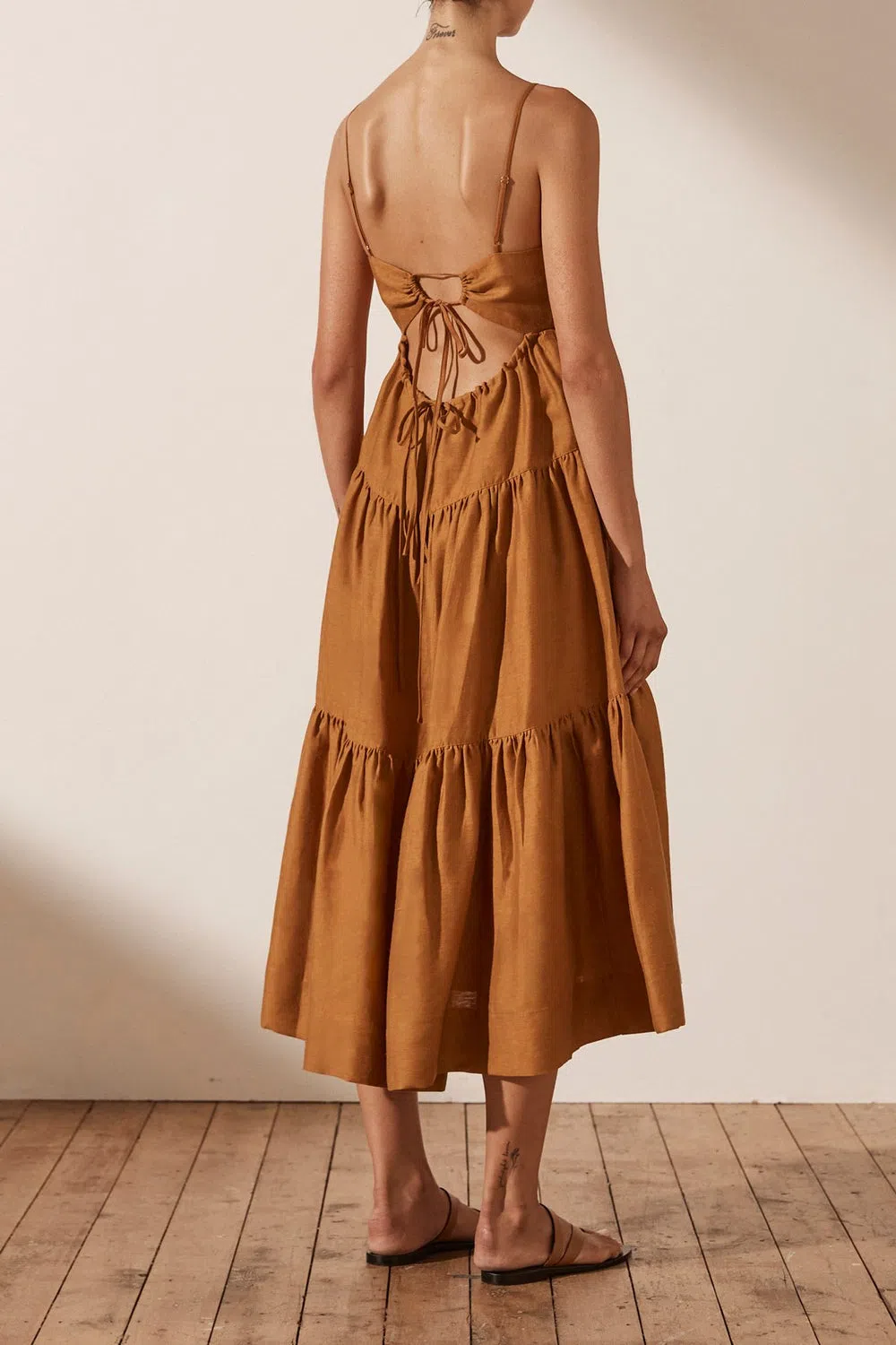 Shona Joy Maya Linen Pin Tuck Open Back Tiered Midi Dress Turmeric Size 14  | The Volte