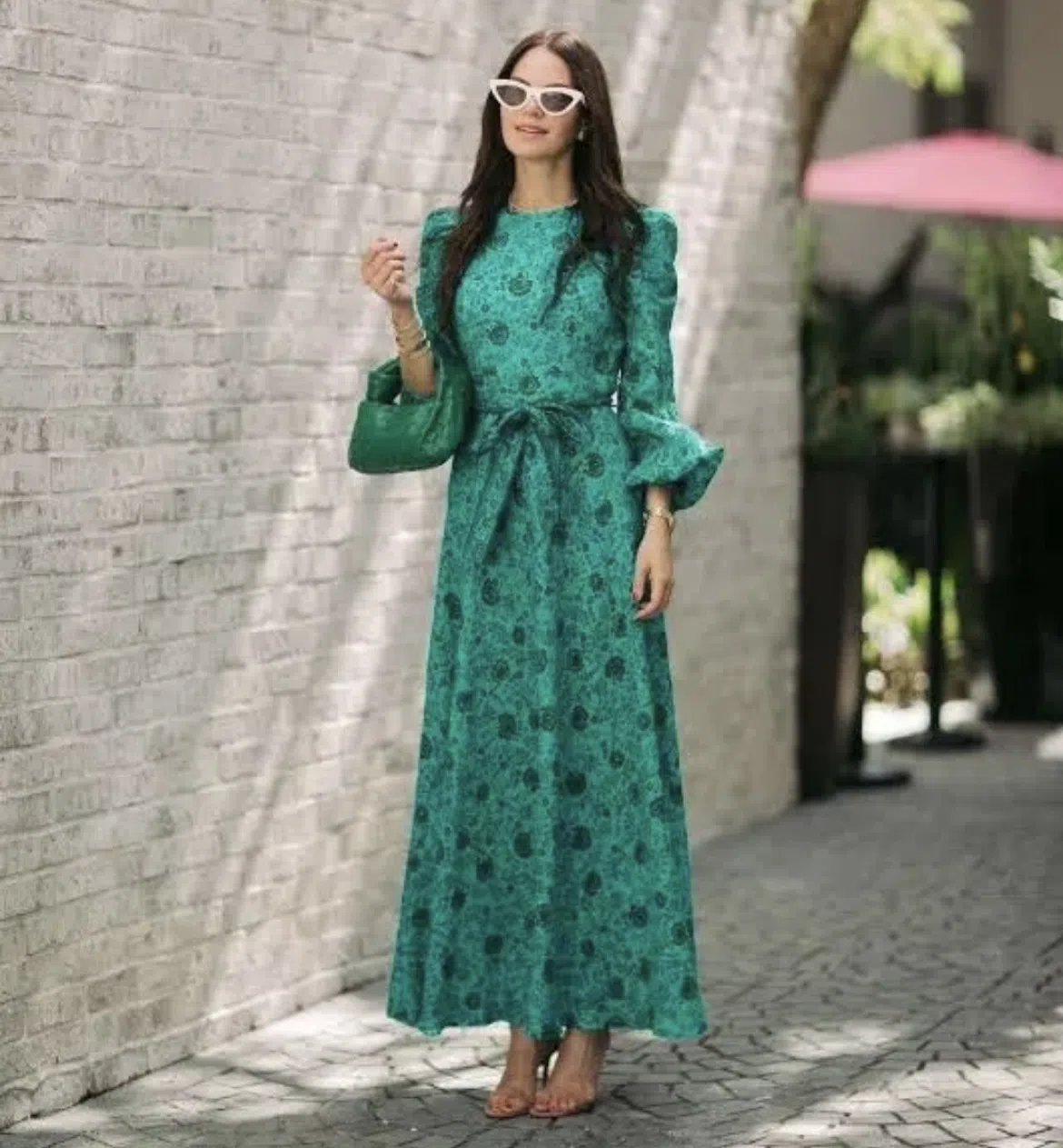 lulu green floral dress VideoTemplateProductPages_e73ef4ac-be8b-4eda-97c1-9dc1ccbb41bc.mp4