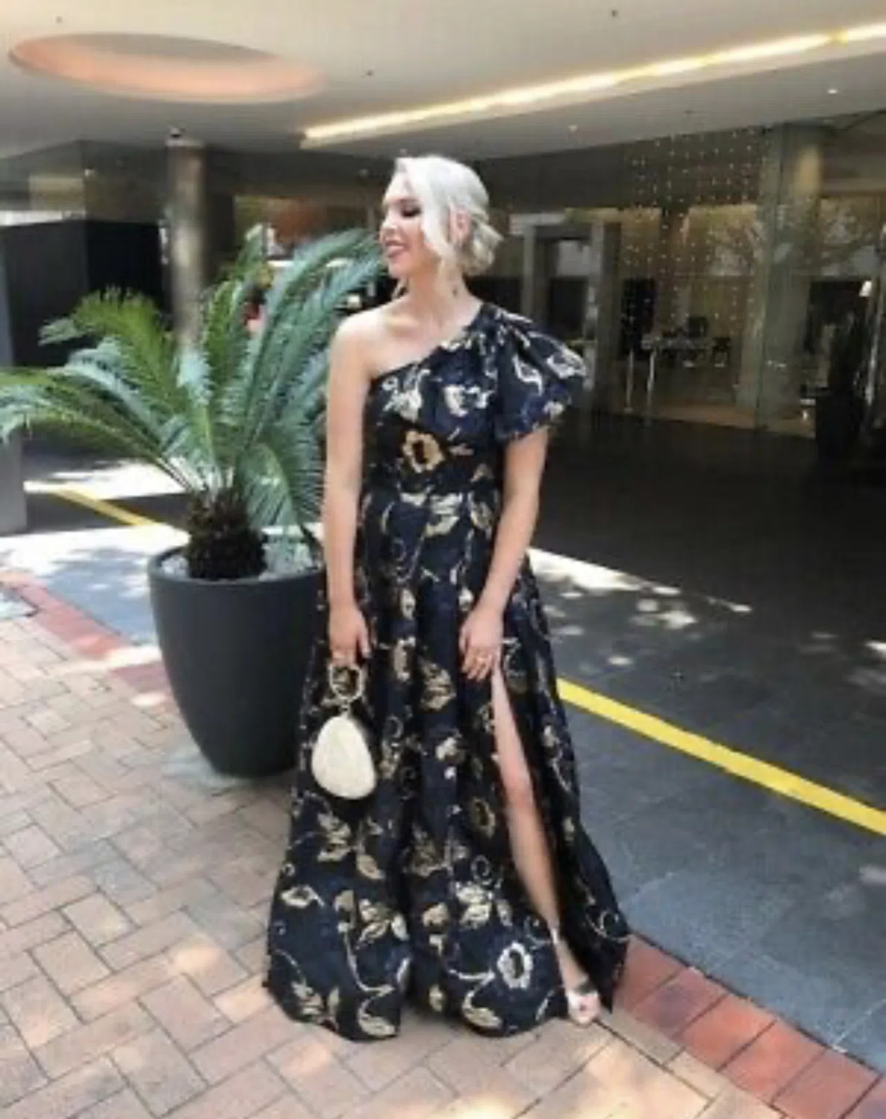 open lace back dress Romantic Asymmetric One Shoulder Side Split A-Line Tulle Dress with La main image 1