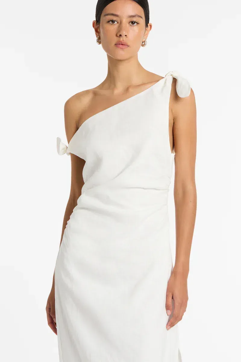 sir bettina off shoulder dress Montana in our Bettina off the shoulder dress. Holiday capsule has now landed online. #SIRTheLabel #SIRHoliday