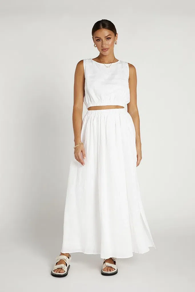 DISSH - Dissh White Linen Set (Top & Skirt) on Designer Wardrobe