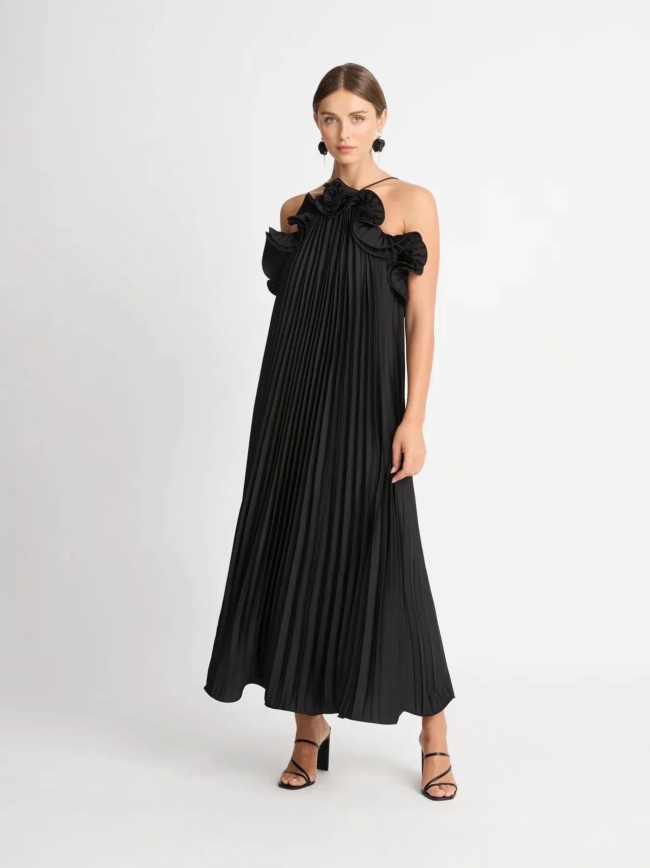 Sheike Eliza Maxi Dress Black Size 6 | The Volte
