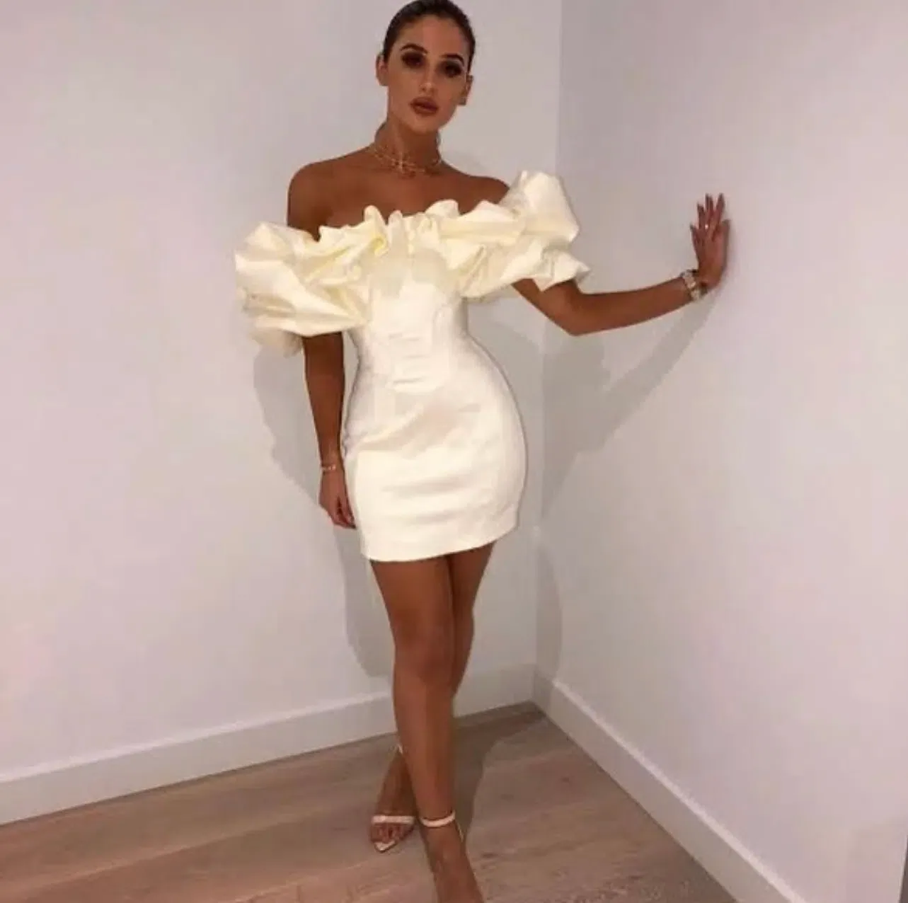 House of CB Selena Satin Ruffle Strapless Mini Dress Ivory Size XS / A